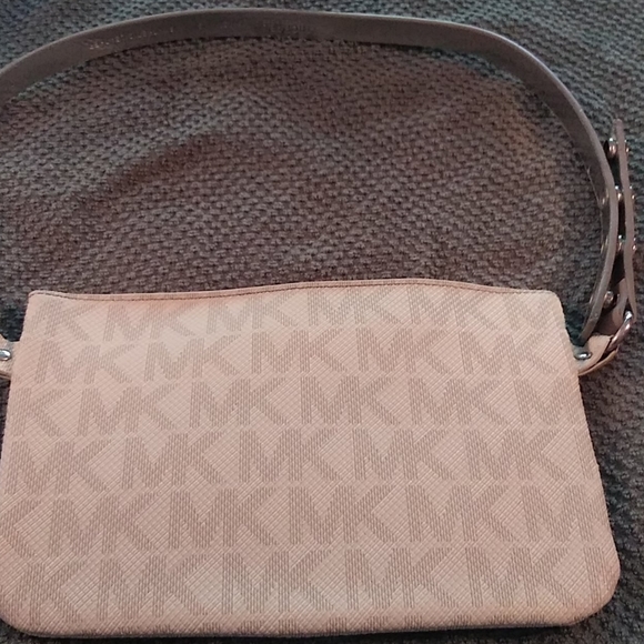 MICHAEL. KORS. CROSSBODY BAG - Picture 3 of 7
